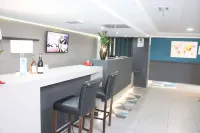 Brit Hotel Confort Roissy Saint-Witz