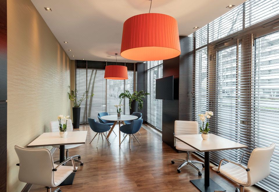 4. NH 다뉴브 시..