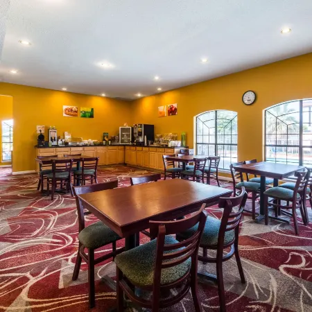 Quality Inn University Near Downtown