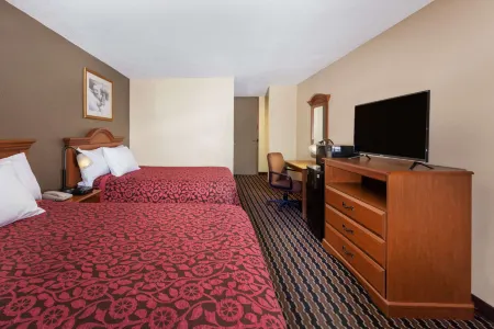 Days Inn by Wyndham Albion Отели в г. Маршалл