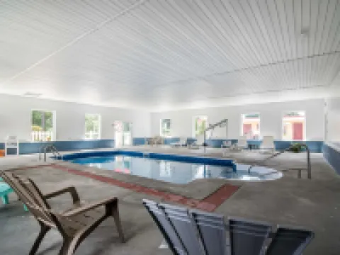 Econo Lodge Hotels in Windham County