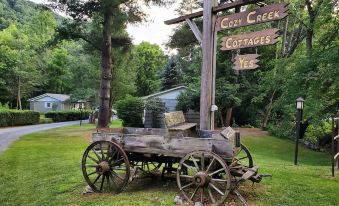 Cozy Creek Cottages