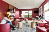 Campanile Besancon Nord - Ecole Valentin Hotels in Gy