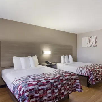 Red Roof Inn & Suites Brunswick I-95