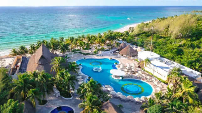Catalonia Royal Tulum Beach & Spa Resort Adults Only - All Inclusive Hôtels à : 