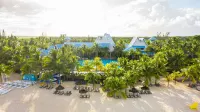 Victoria Beachcomber Resort & Spa Hotel di Pointe aux Piments