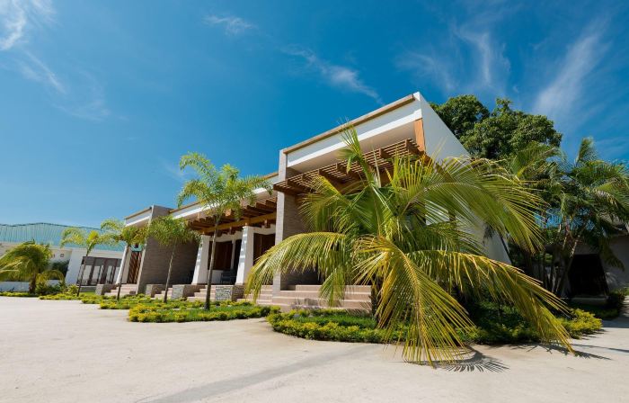 Paraiso Rainforest and Beach Hotel
