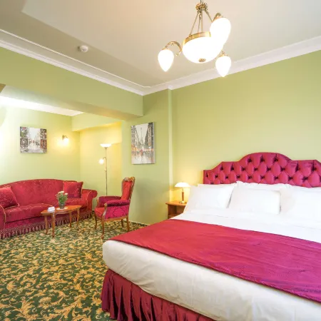 Studio One Accommodation Suites