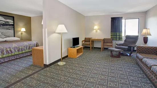 Super 8 by Wyndham Fort Collins