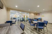 Quality Inn & Suites - sarapan