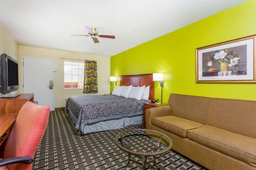 Days Inn by Wyndham Trenton