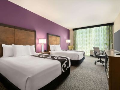 La Quinta Inn & Suites by Wyndham Burlington