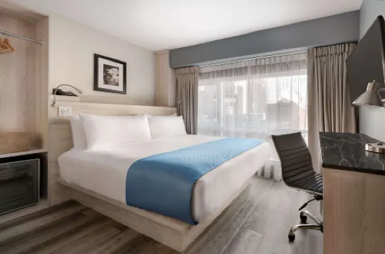 Wingate by Wyndham New York Midtown South/5th Ave - 2-Star