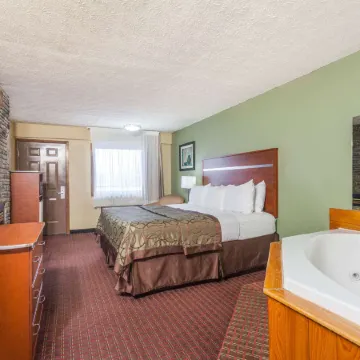 Baymont by Wyndham Pigeon Forge Near Island Drive