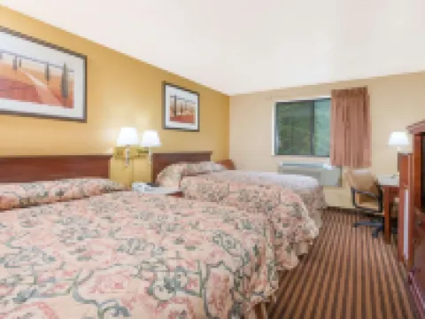 Super 8 by Wyndham la Vale/Cumberland Area Hoteles en La Vale