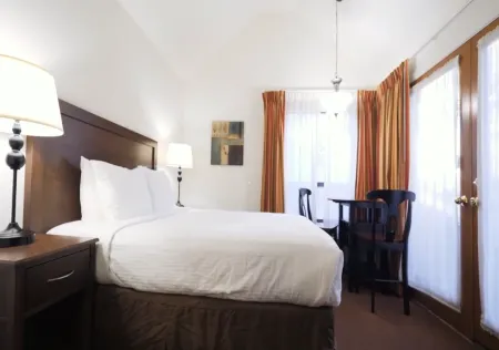 Los Abrigados Resort and Spa