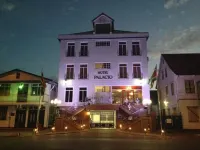 Hotel Palacio Hotels near Paramaribo Zoo