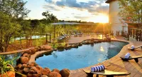 Victoria Falls Safari Club Hotel di Victoria Falls