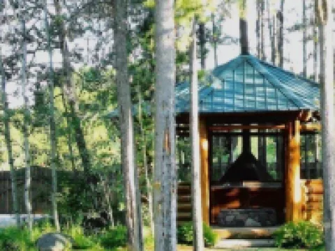 Silverwolf Log Chalet Resort Hotels in Coram