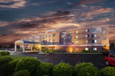 Courtyard Fayetteville Hotels in Johnson