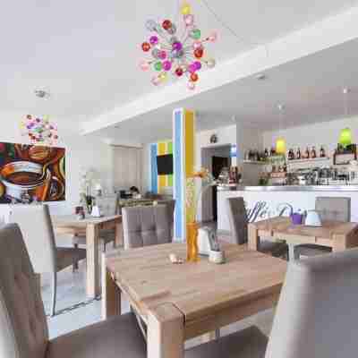 Hotel del Mar Dining/Meeting Rooms