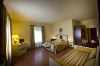 IL Colombaio Winery & Rooms Hotel di Monteriggioni