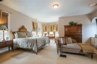 Harvey House Bed & Breakfast Hotels near El Patron
