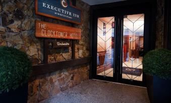 Executive The Inn At Whistler Village & Mountain Side Hotel