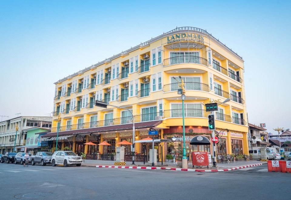 Landmark Nakhonphanom Hotel