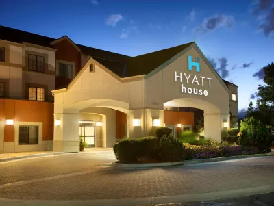 Hyatt House LAX Manhattan Beach Hotels in El Segundo