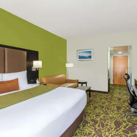 Wingate by Wyndham Panama City Area Lynn Haven