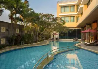 Swiss-Belhotel Merauke - Kolam Renang