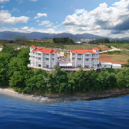 Taean Gallary Pension