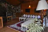 Apple Orchard Resort - bar