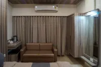 Hotel Midtown, Vadodara