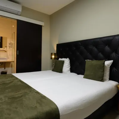 Camp-Inn Hotel Các khách sạn gần Chợ Hoa
