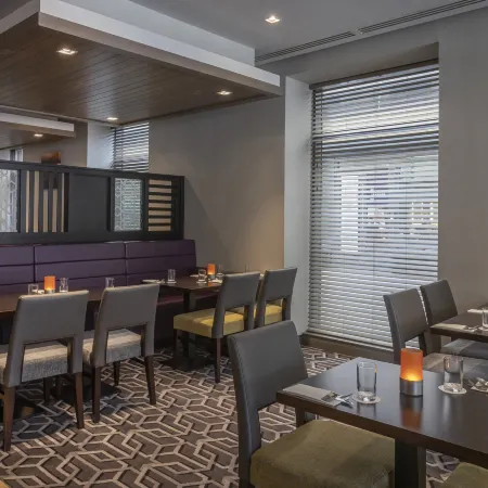 Maldron Hotel Smithfield Dublin City Отели рядом с достопримечательностью «Железнодорожный вокзал Хьюстон»