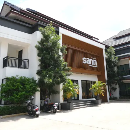 Sann Boutique Hotel Отели рядом с достопримечательностью «Музей Уб Кхам»