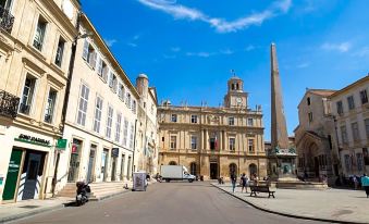 Hôtel Le Relais de Poste Arles Centre Historique