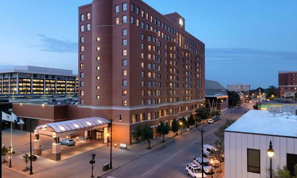 President Abraham Lincoln Springfield - a DoubleTree by Hilton Hotel