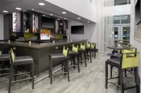 Hampton Inn & Suites Irvine/Orange County Airport - Barer
