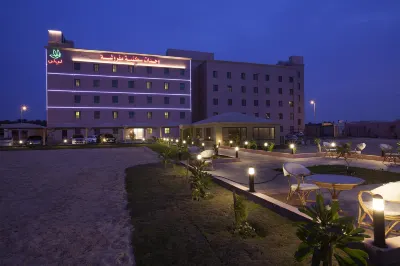 فندق لي لي النخيل Hotels near منتجع واترميلون watermelone Restore