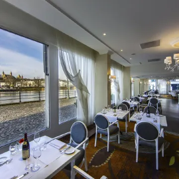 Crowne Plaza MAASTRICHT by IHG Отели рядом с достопримечательностью «Коммелквартир»