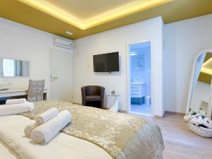 Luxury Rooms Floramye