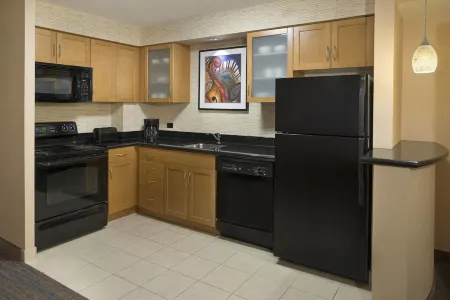 Residence Inn by Marriott Toronto Downtown / Entertainment District Отели рядом с достопримечательностью «Амфитеатр Молсон»