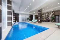 Spa-Hotel Parus - Pools