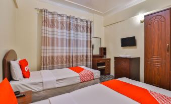 OYO 429 City Hotel