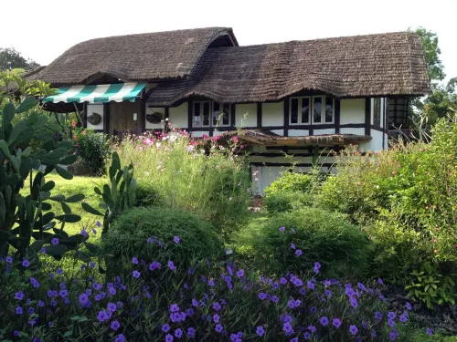 Sanita Cottage فنادق في Chom Bueng
