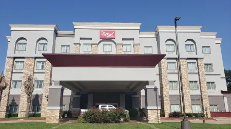 Red Roof Inn & Suites Longview Отели в г. Грегг