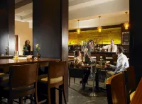 Camden Court Hotel